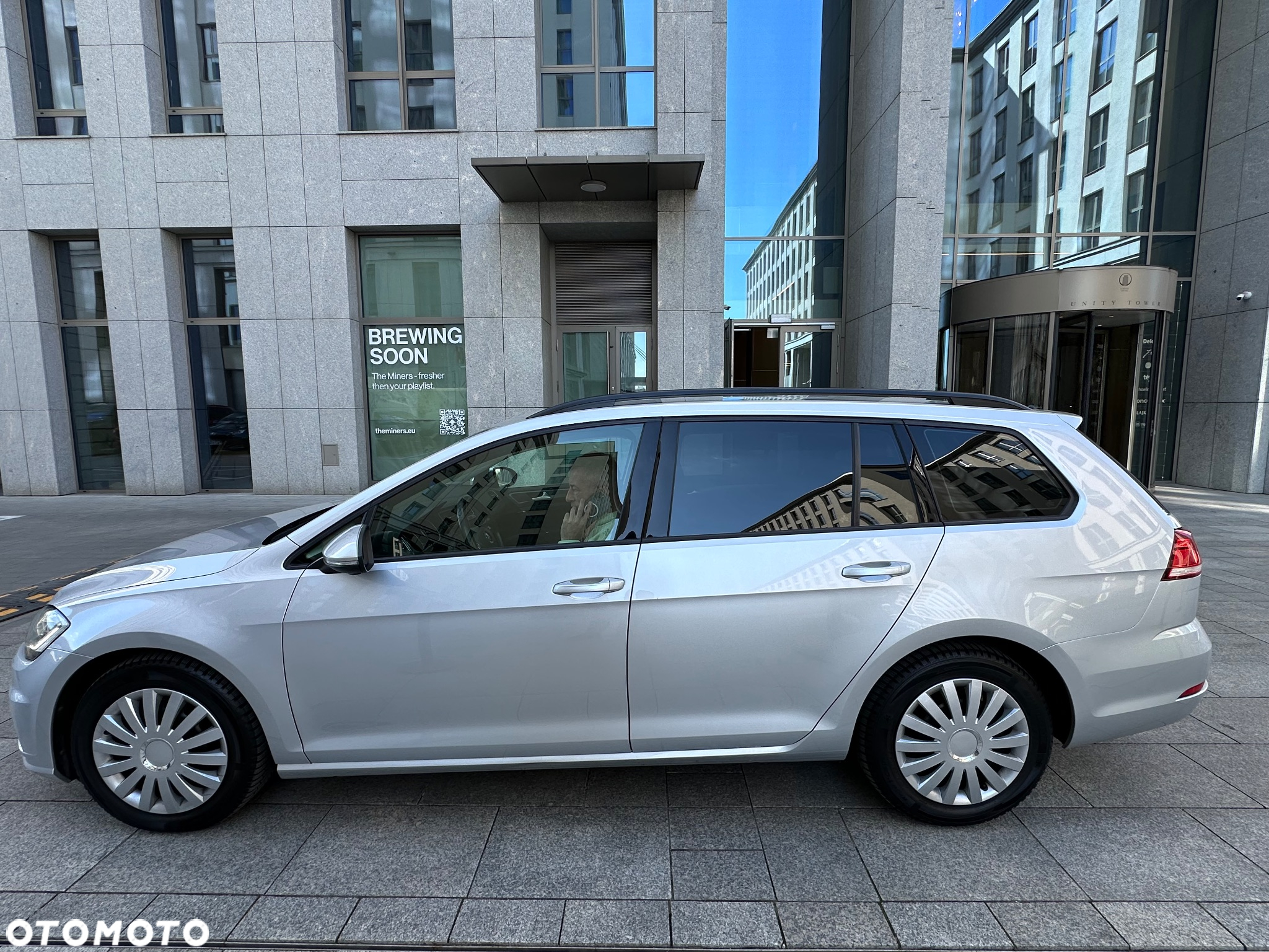 Volkswagen Golf 2.0 TDI BlueMotion Technology DSG Comfortline - 37