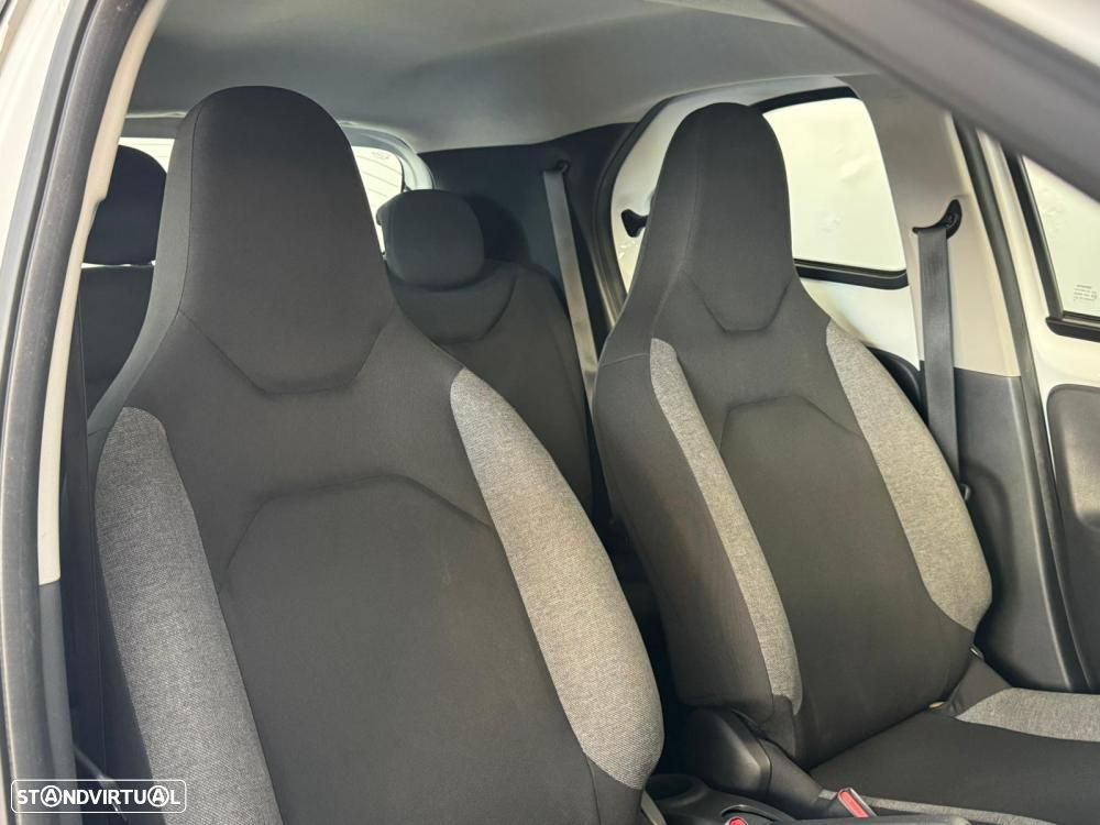 Toyota Aygo X 1.0 Play - 25
