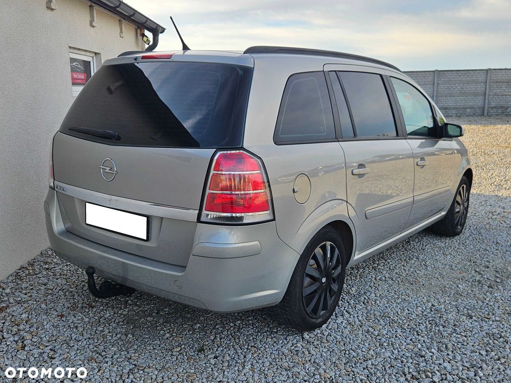 Opel Zafira - 4