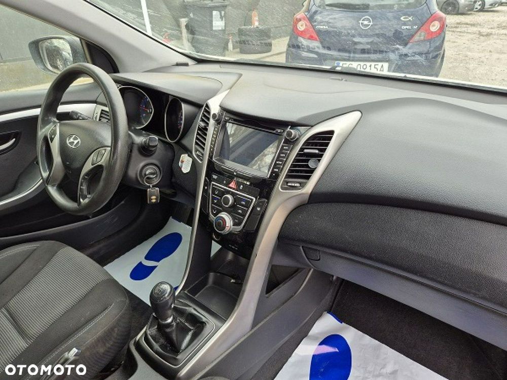 Hyundai i30 - 13