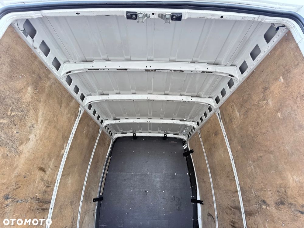 Iveco Daily 35S18 L4H2 Maxi Long Doka Brygadówka 7-miejsc Zarejestrowany w PL - 9
