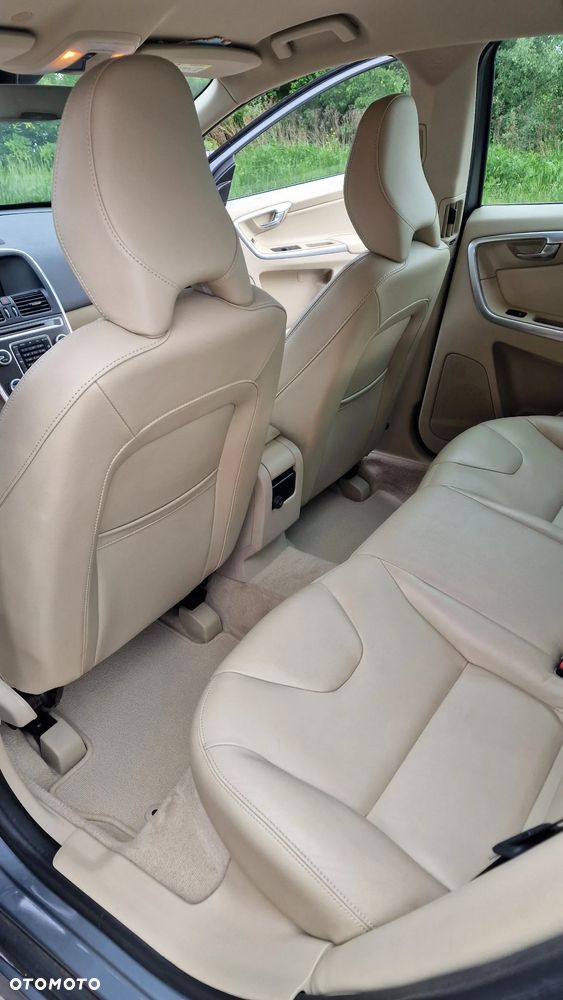 Volvo XC 60 D4 Drive-E Summum - 11