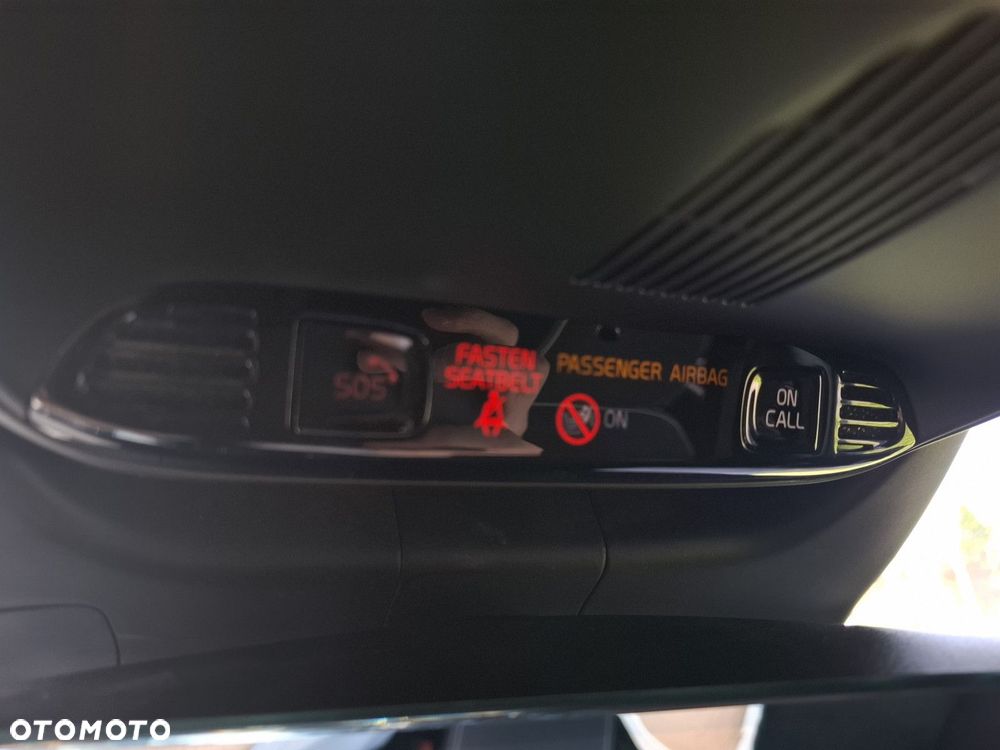 Volvo XC 40 - 32