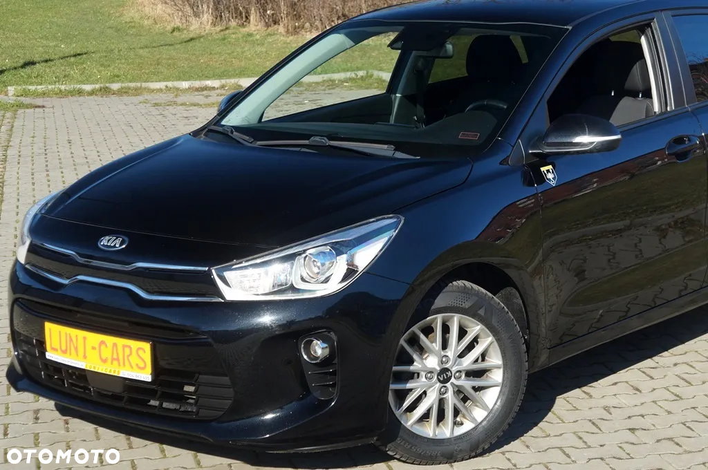 Kia Rio - 8