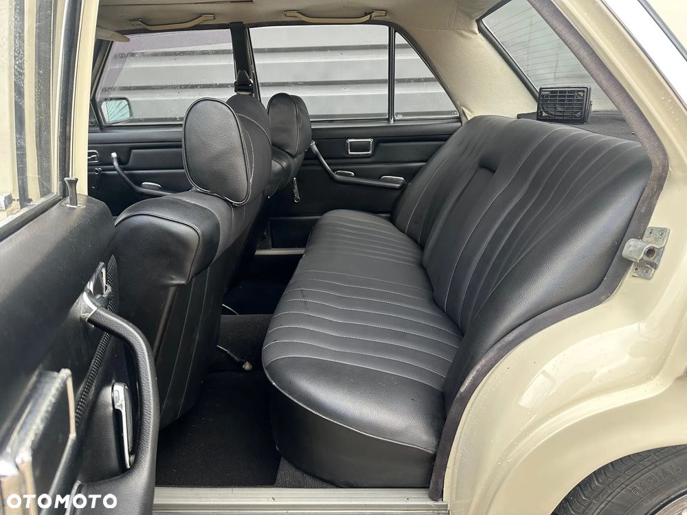 Mercedes-Benz 280 - 11