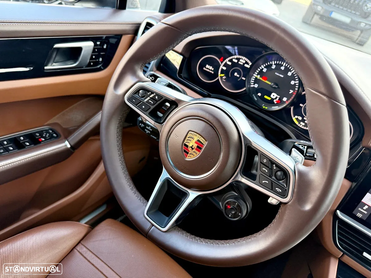 Porsche Cayenne E-Hybrid - 12