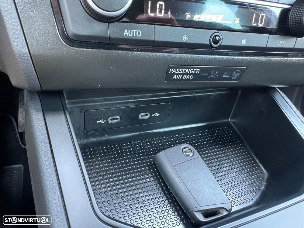 SEAT Ibiza 1.0 TSI FR DSG - 30