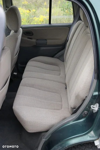 Suzuki Grand Vitara - 12