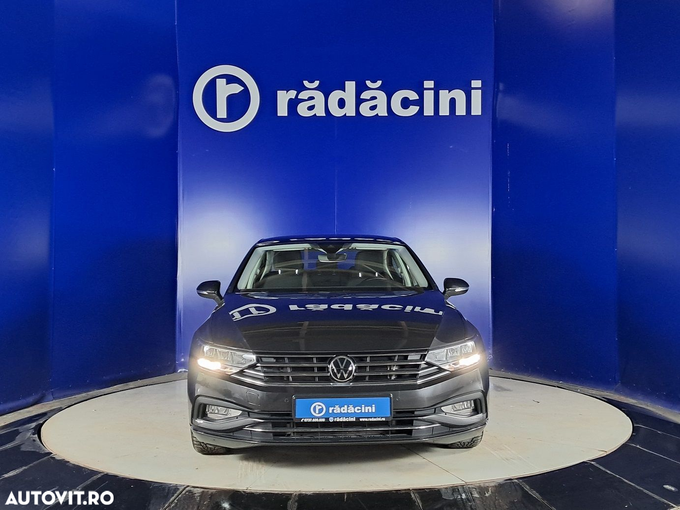 Volkswagen Passat - 8