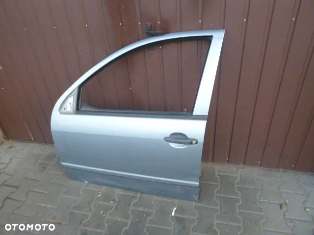 DRZWI LEWY PRZÓD LEWE PRZEDNIE SKODA FABIA I KOMPLETNE KOLOR 9151 - 6