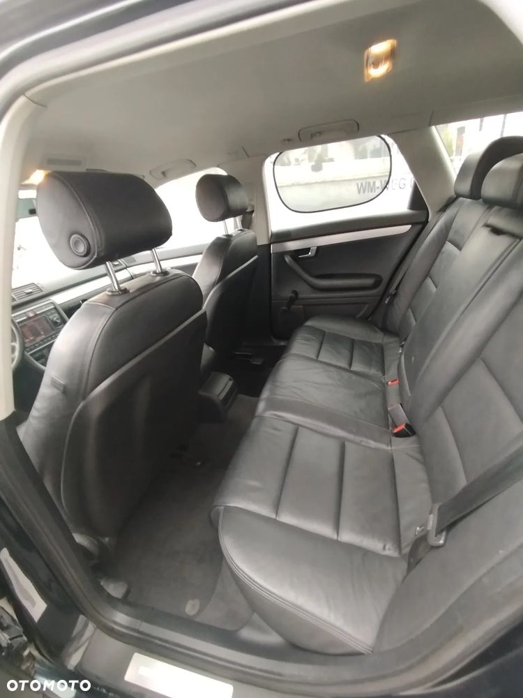 Audi A4 Avant 2.0 TDI - 11