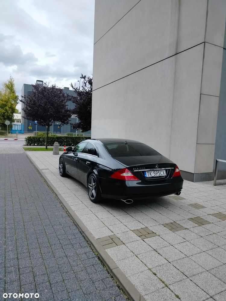 Mercedes-Benz CLS - 4