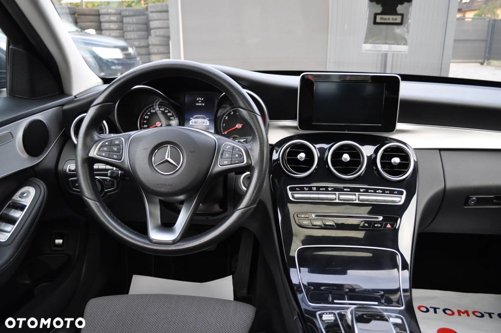 Mercedes-Benz Klasa C 180 7G-TRONIC Avantgarde - 24
