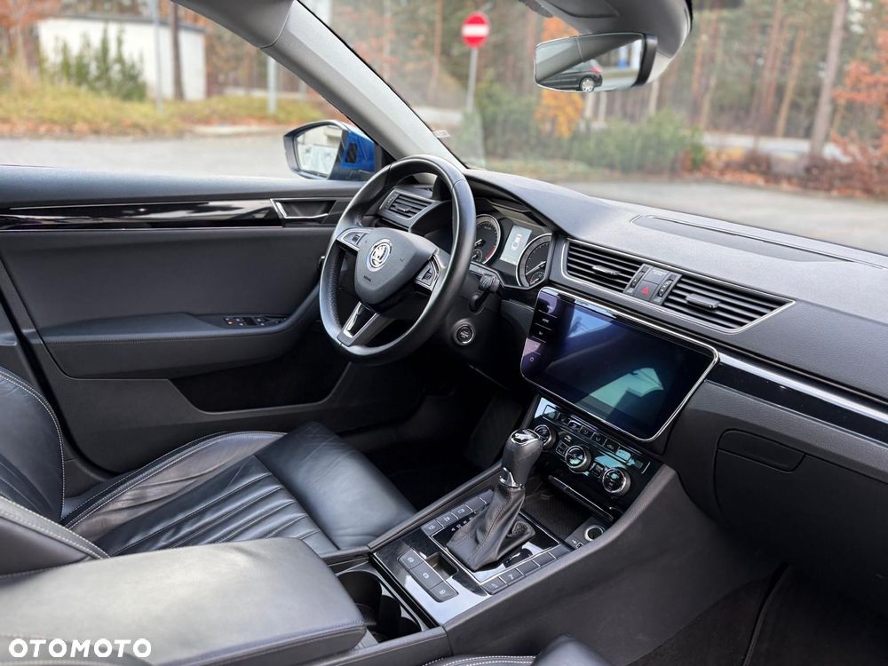 Skoda Superb 2.0 TDI SCR 4x4 L&K DSG - 11