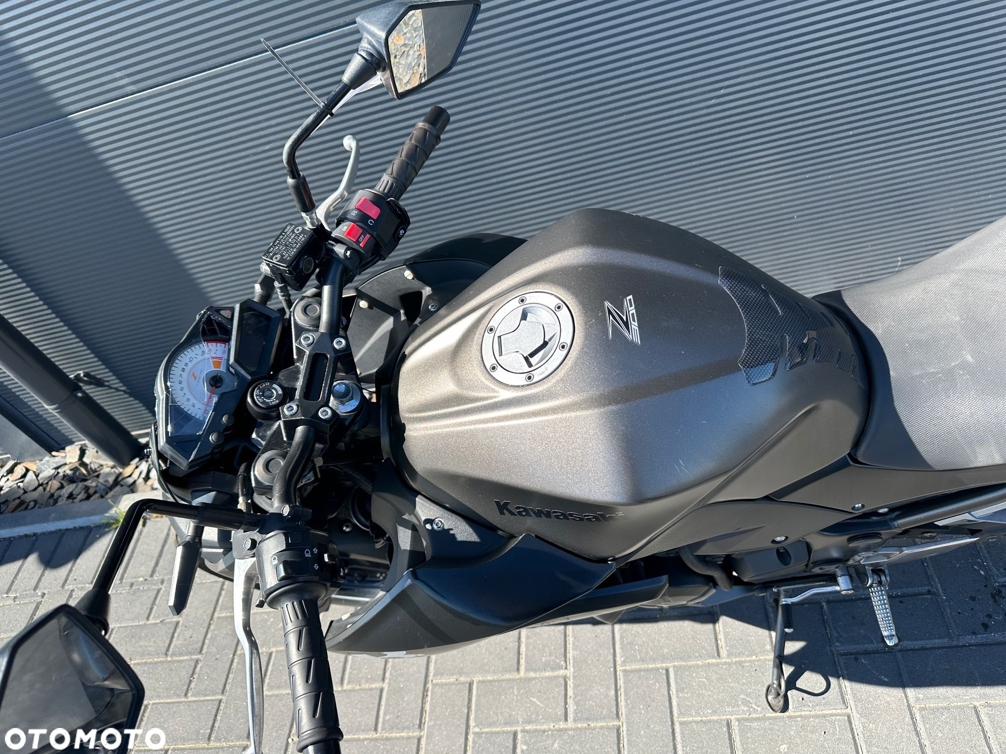 Kawasaki Z - 7