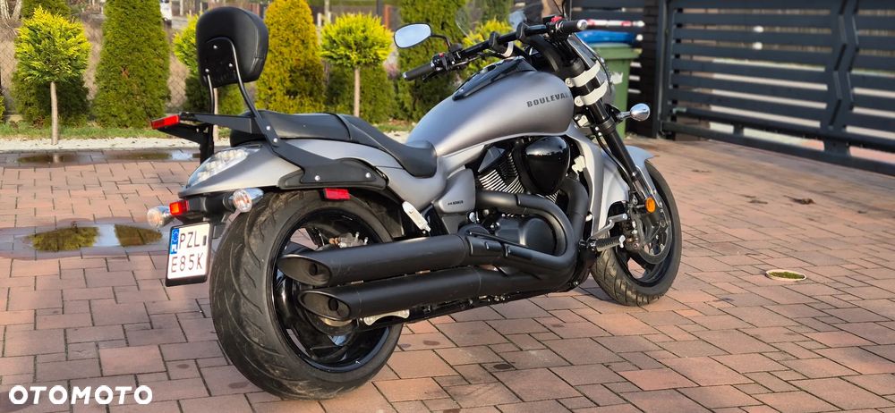 Suzuki Boulevard - 9