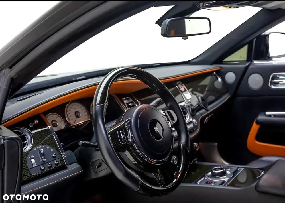 Rolls-Royce Wraith Black Badge - 12