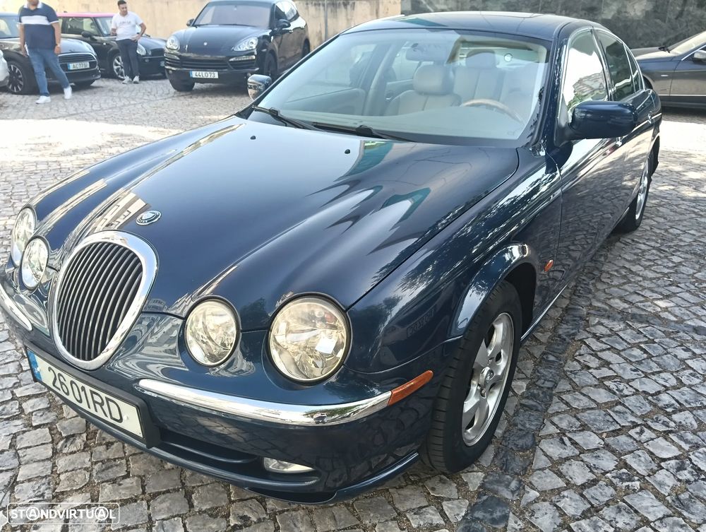 Jaguar S-Type 3.0 V6 Executive Auto. - 51