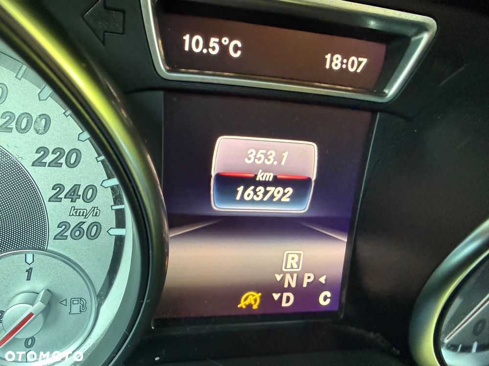 Mercedes-Benz GLA 200 (CDI) d 7G-DCT AMG Line - 11