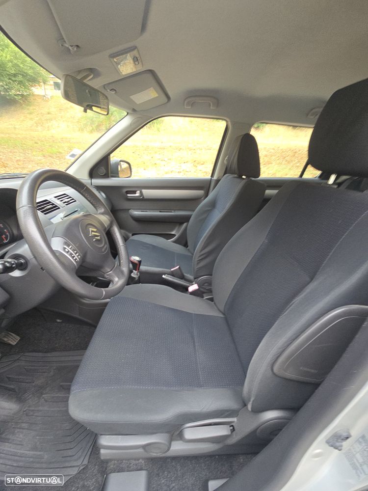 Suzuki Swift 1.3 DDiS GLX - 20