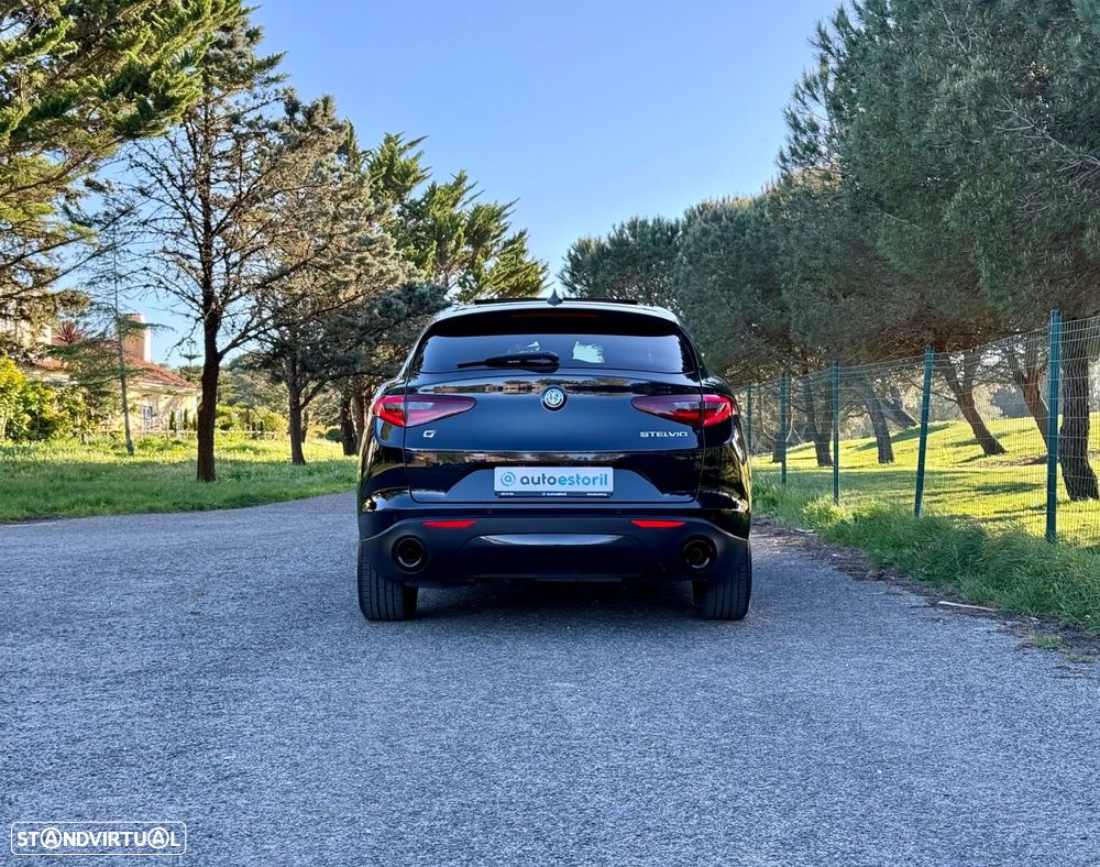 Alfa Romeo Stelvio 2.2 D Sprint Q4 AT8 - 5