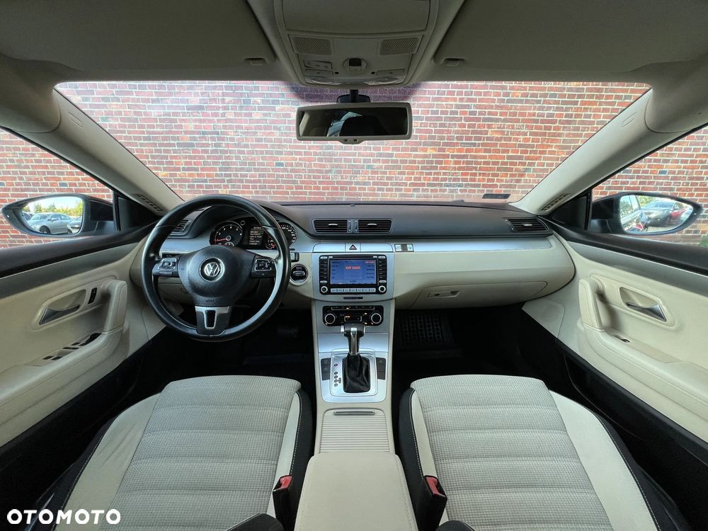 Volkswagen Passat - 6