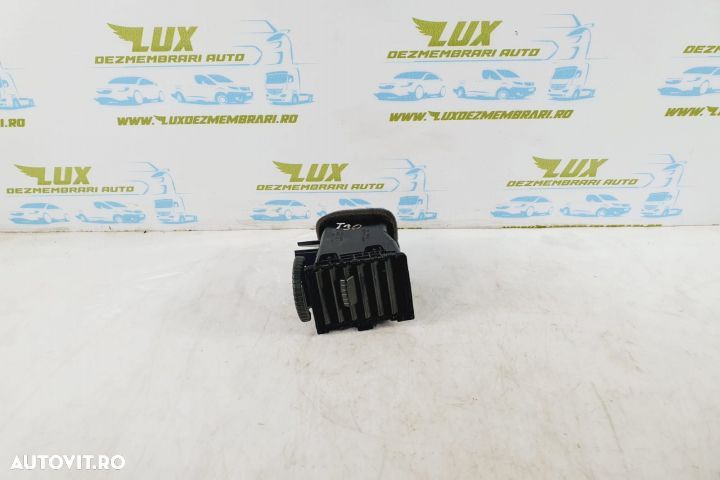 Grila aerisire centrala stanga 68751eq000 Nissan X-Trail T30  [din 2001 pana  2004] seria - 1