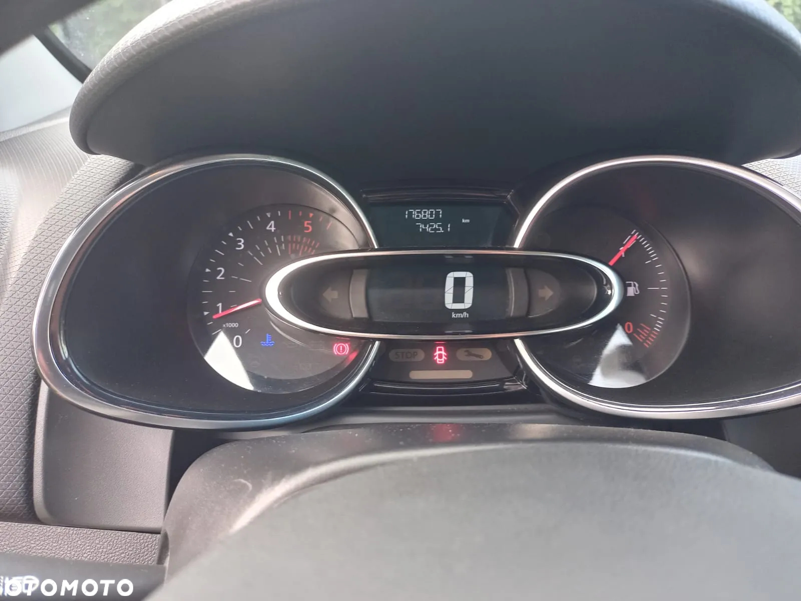 Renault Clio - 12