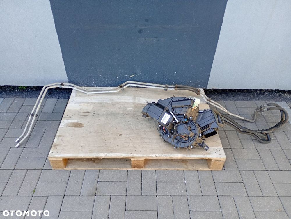 nagrzewnica dmuchawa tył rurki przewód vw transporter t5 t5 lift 2003-2015 7H0819004H - 1