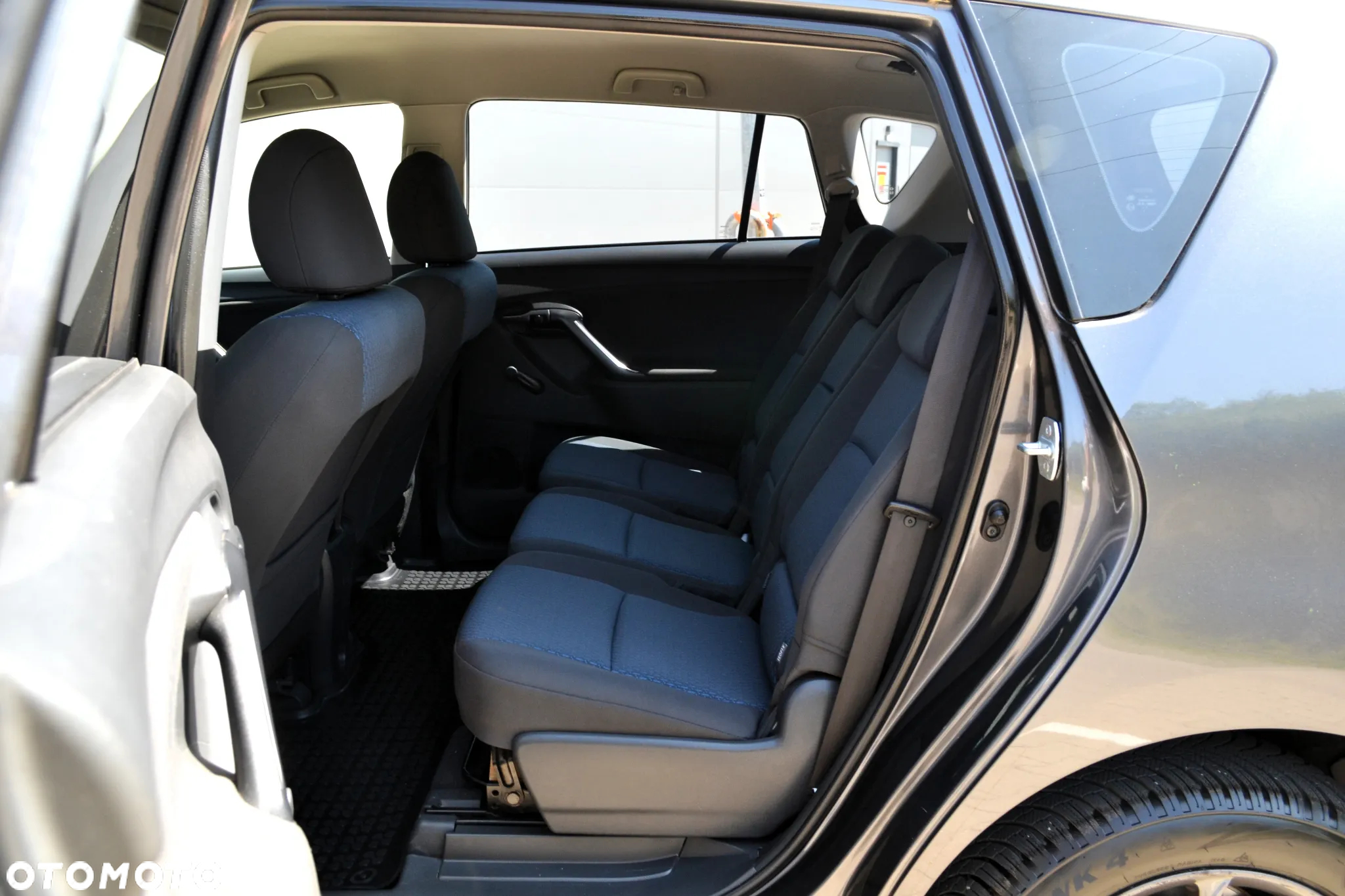Toyota Verso 1.6 Luna EU5 - 8