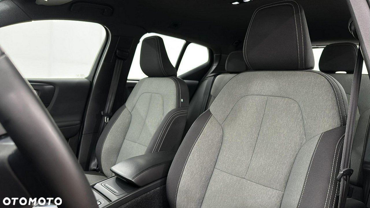 Volvo XC 40 B3 Core - 11