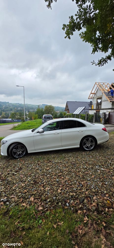 Mercedes-Benz Klasa E 220 d T 9G-TRONIC AMG Line - 10