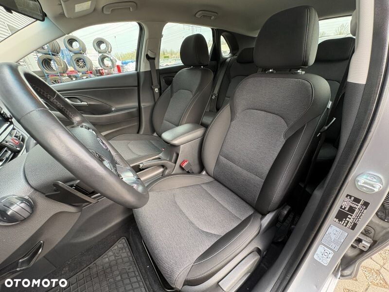 Hyundai i30 1.5 T-GDI 48V Smart DCT - 18