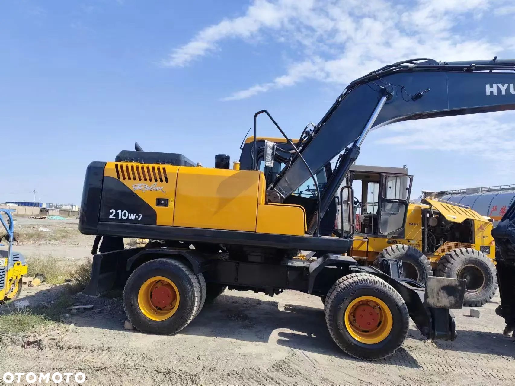 Hyundai R210W‑7 /Jak NOWA! /SUPER STAN / GPS W CENIE /Tylko 1,8T.MH. / DODATKOWE ŁYŻKI / CUMMINS / TRANSPORT W CENIE - 1