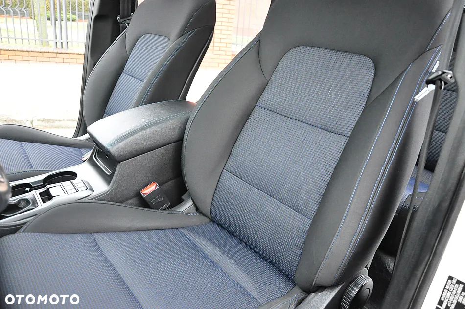 Hyundai Tucson blue 1.7 CRDi 2WD DCT Premium - 27