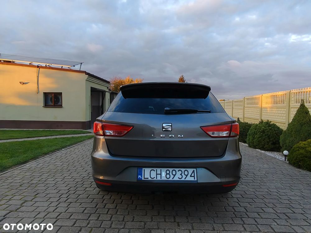 Seat Leon 2.0 TDI DPF Start&Stop DSG Style - 4