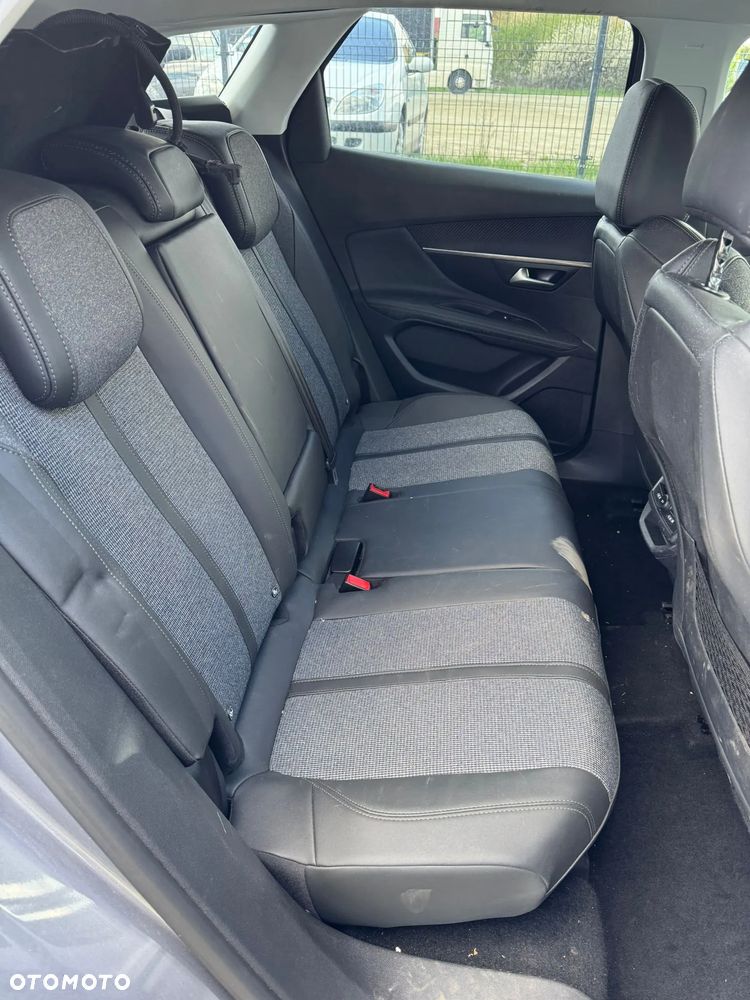 Peugeot 3008 - 19