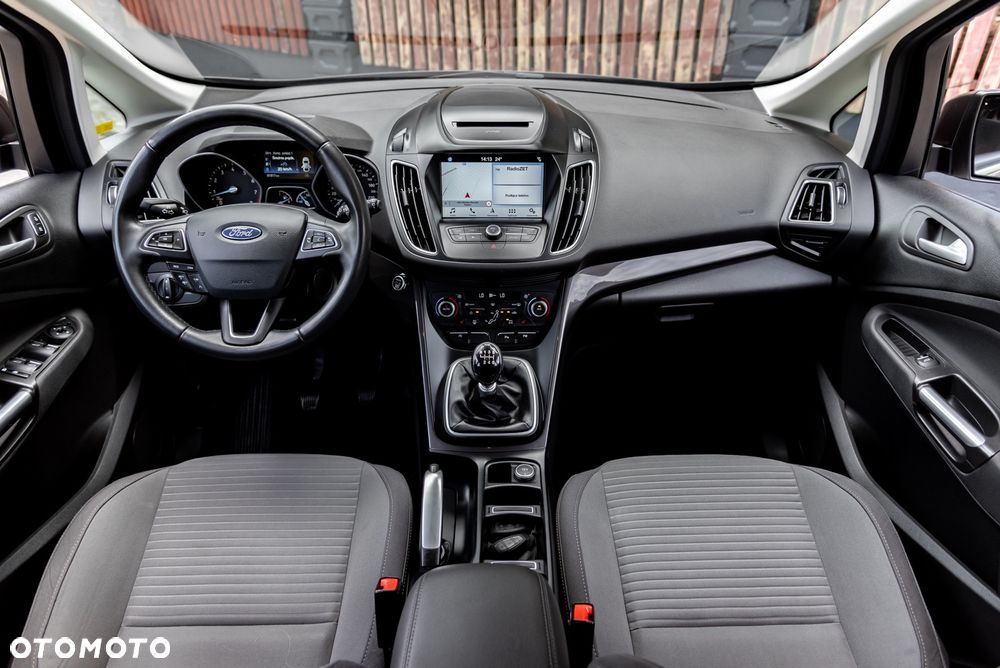 Ford Grand C-MAX - 26