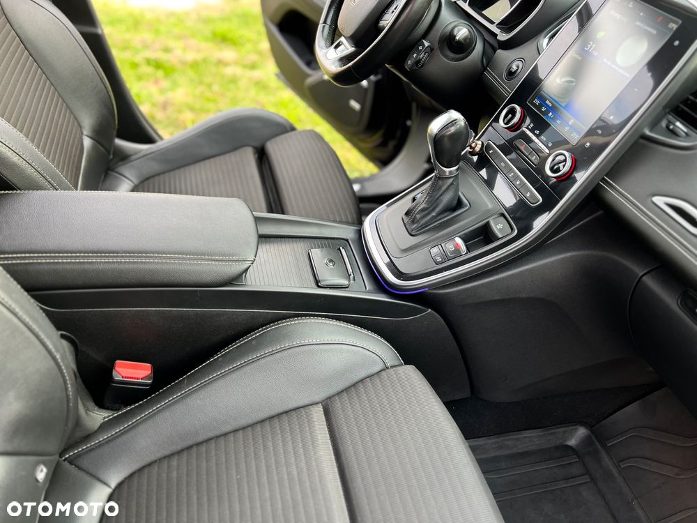 Renault Scenic 1.6 dCi Bose EDC - 10