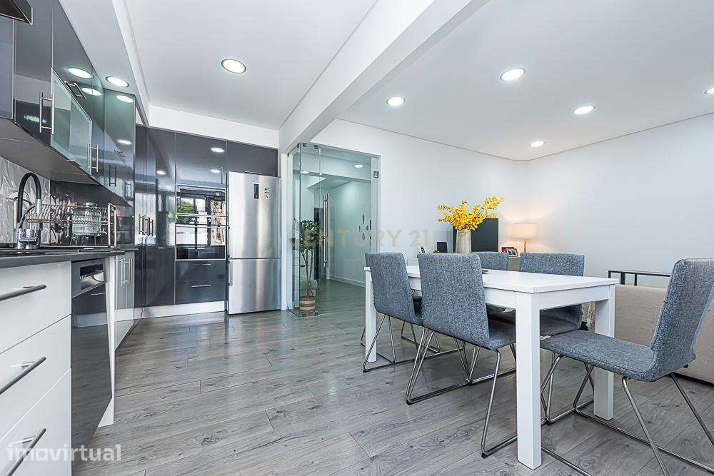 Apartamento para arrendamento Renovado em Setúbal (São Sebastião) com - Grande imagem: 4/23
