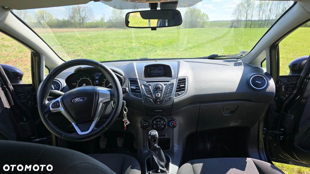 Ford Fiesta - 18