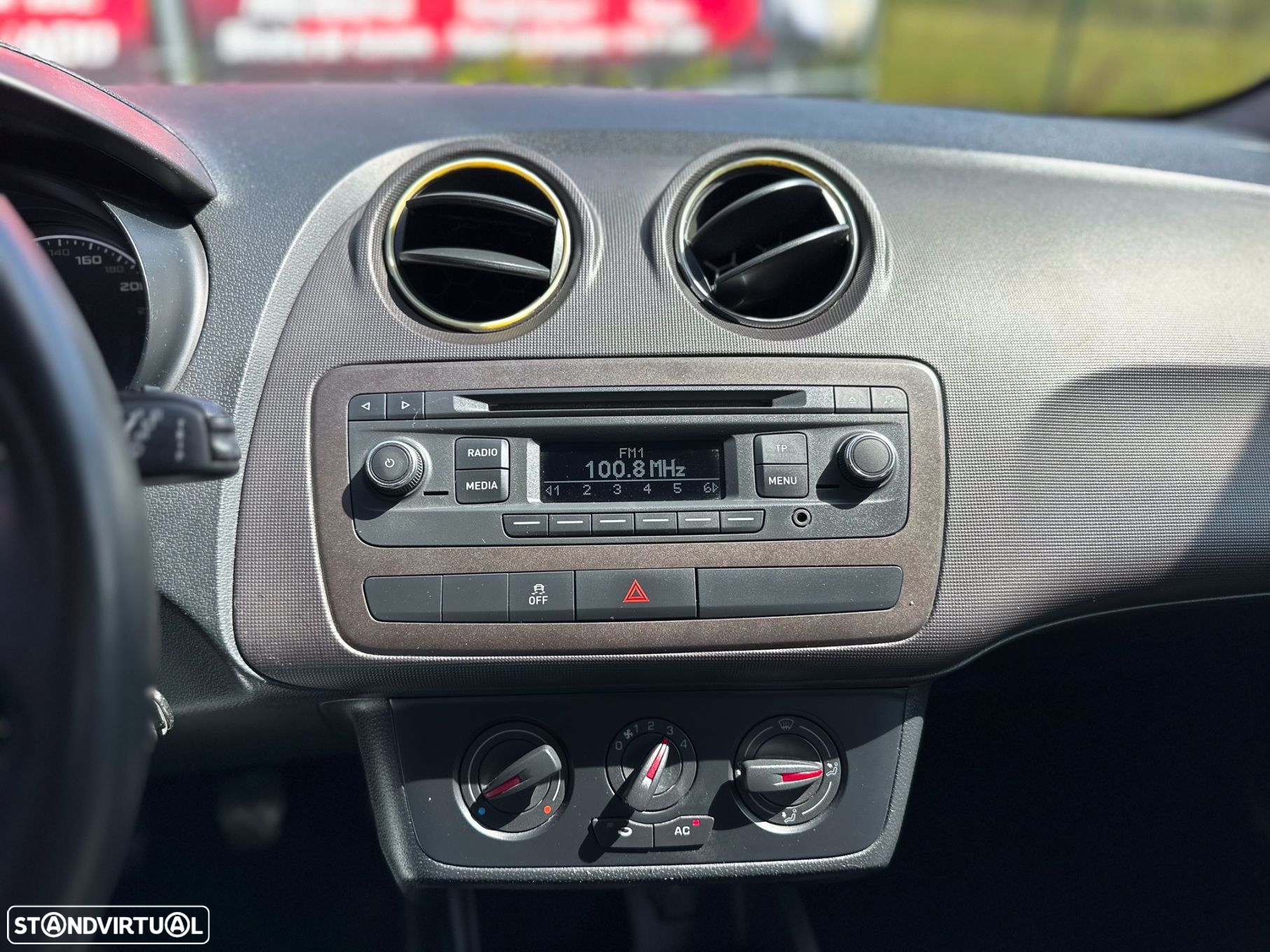 SEAT Ibiza 1.2 TDi Reference - 19