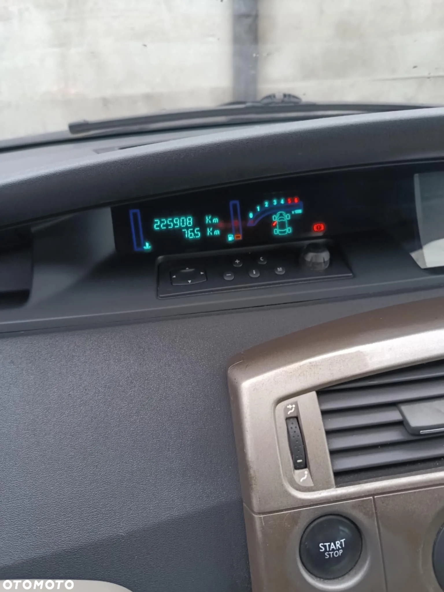 Renault Scenic - 11
