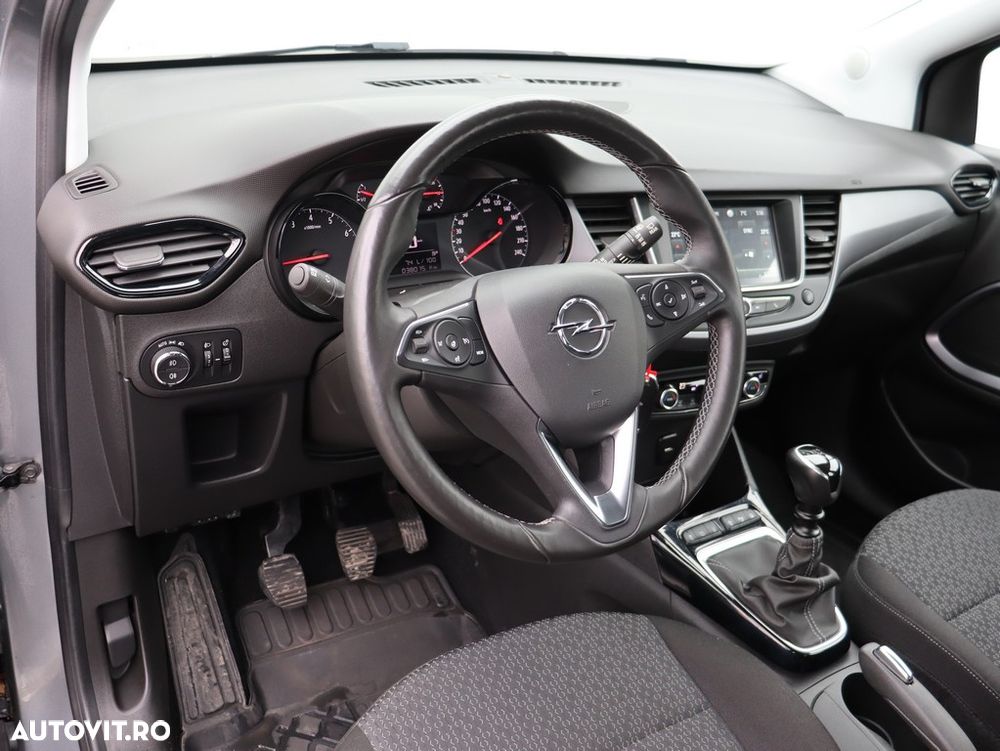 Opel Crossland - 11