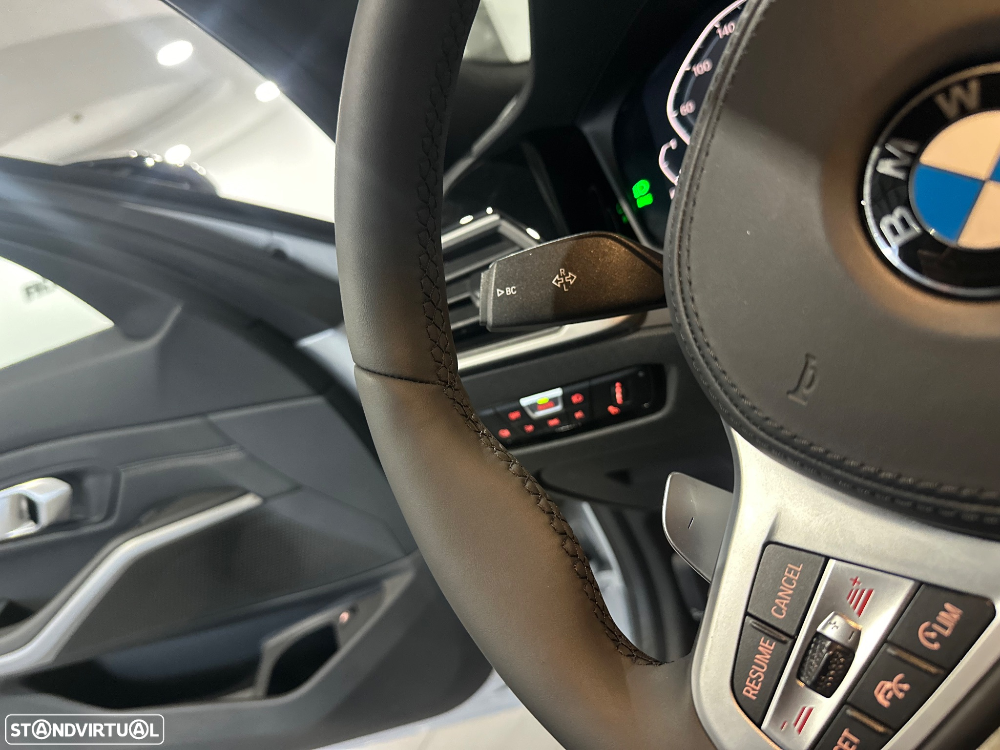 BMW 330 e Auto - 23