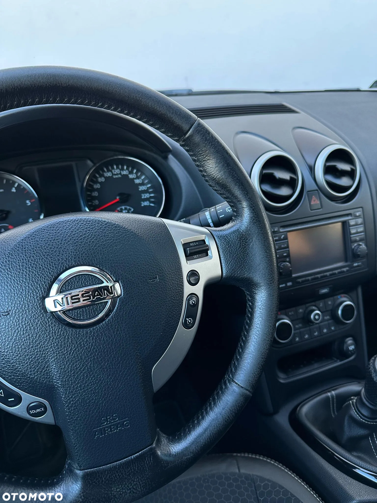 Nissan Qashqai 1.6 DCi Tekna - 22