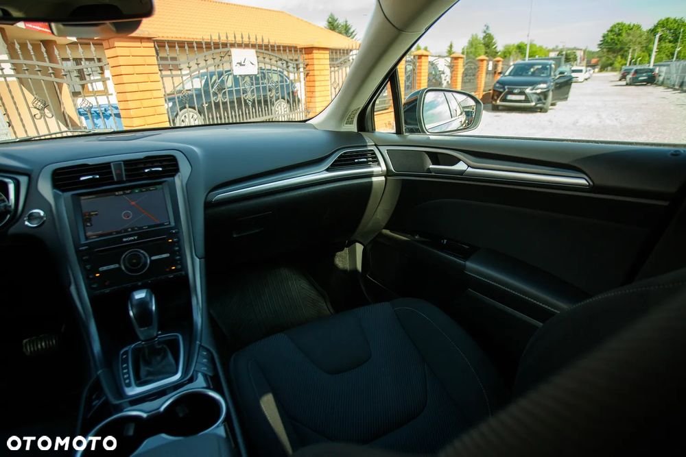 Ford Mondeo 2.0 TDCi Start-Stopp PowerShift-Aut Business Edition - 32