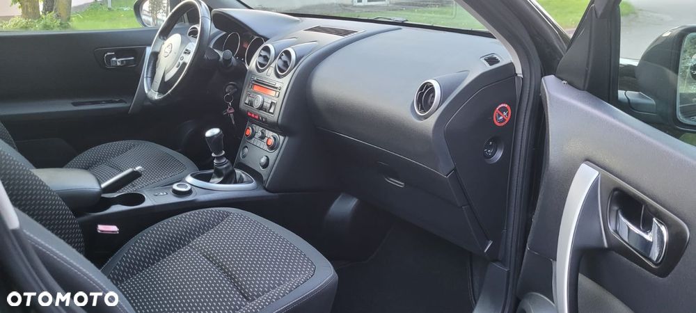 Nissan Qashqai - 16
