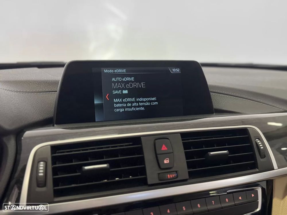 BMW 330 e iPerformance Line Luxury - 40