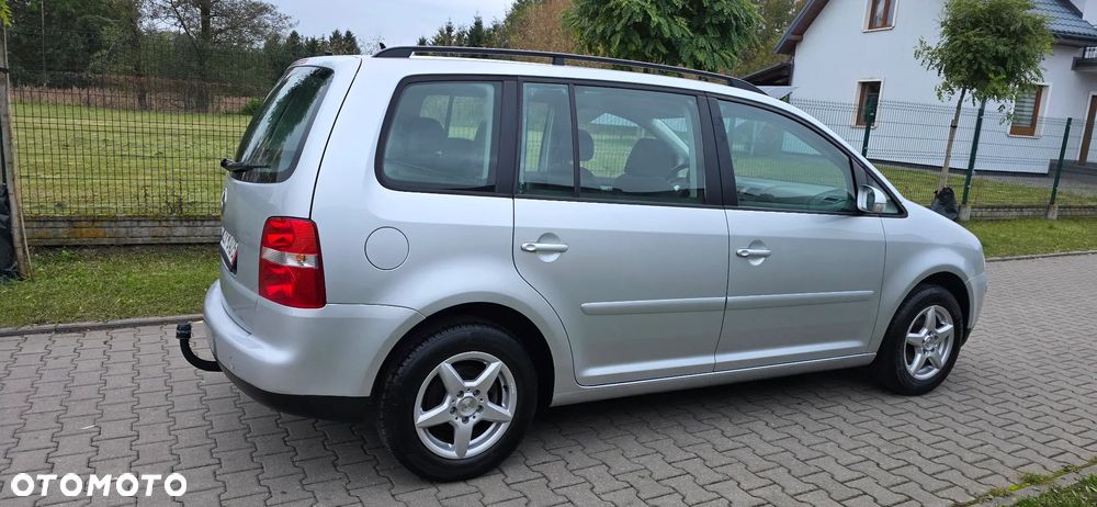 Volkswagen Touran 1.6 Trendline - 11